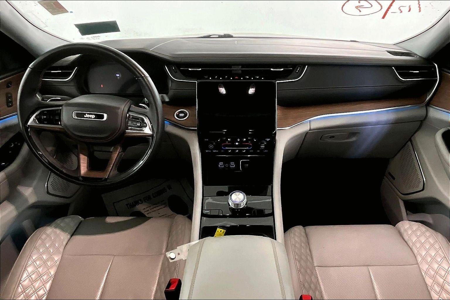 2022 Jeep Grand Cherokee Summit