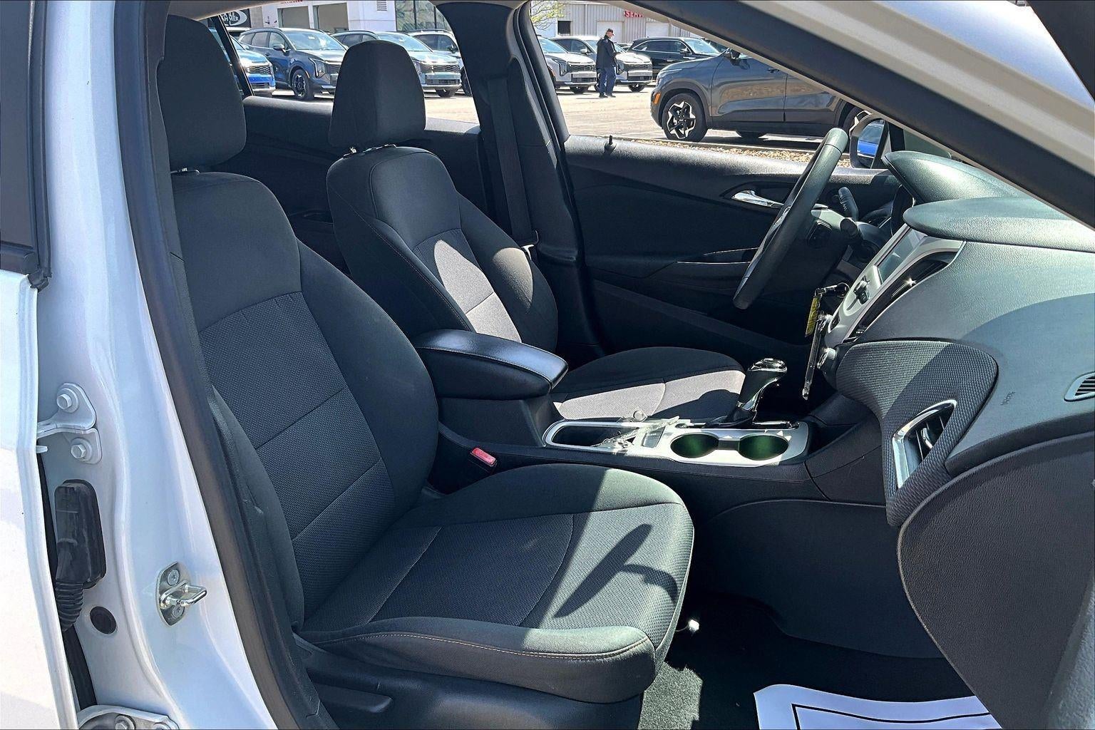 2018 Chevrolet Cruze LS