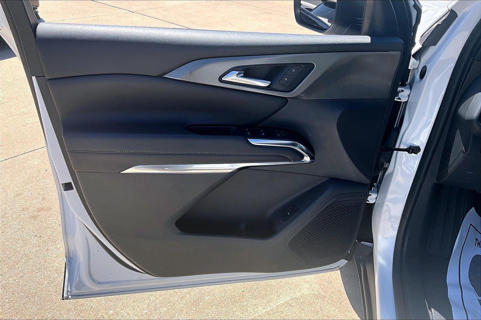 2024 Chevrolet Traverse AWD LT