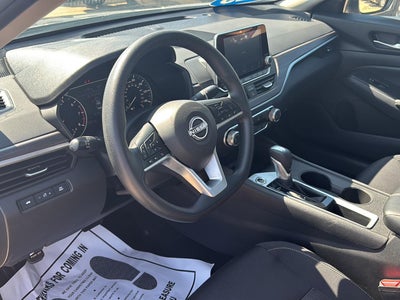 2025 Nissan Altima SV