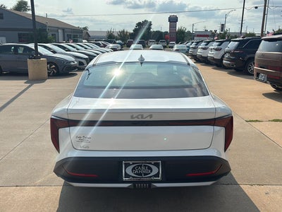 2025 Kia K4 LXS