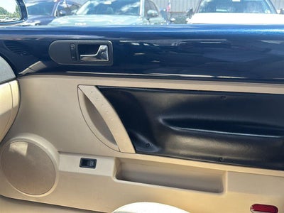 2005 Volkswagen New Beetle Convertible GLS