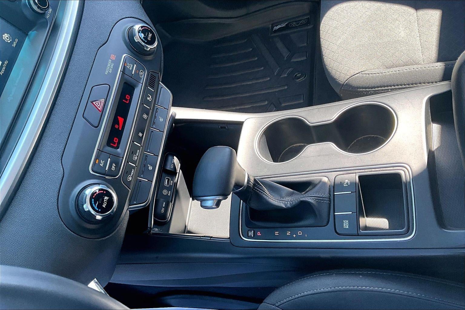 2019 Kia Sorento LX V6