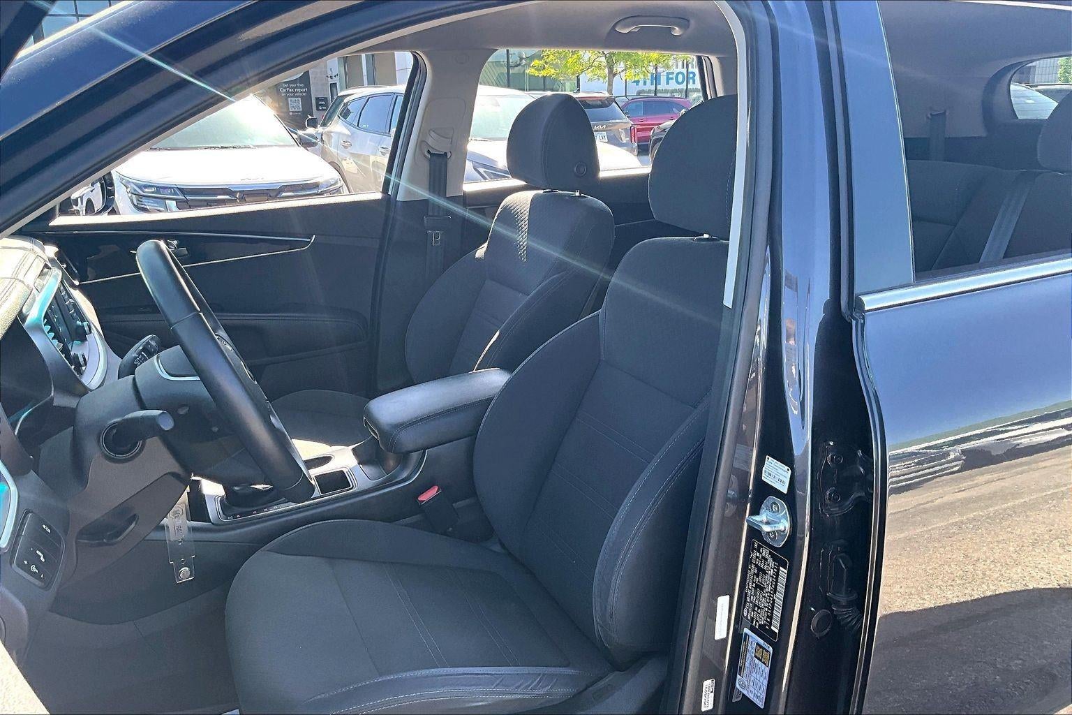 2019 Kia Sorento LX V6