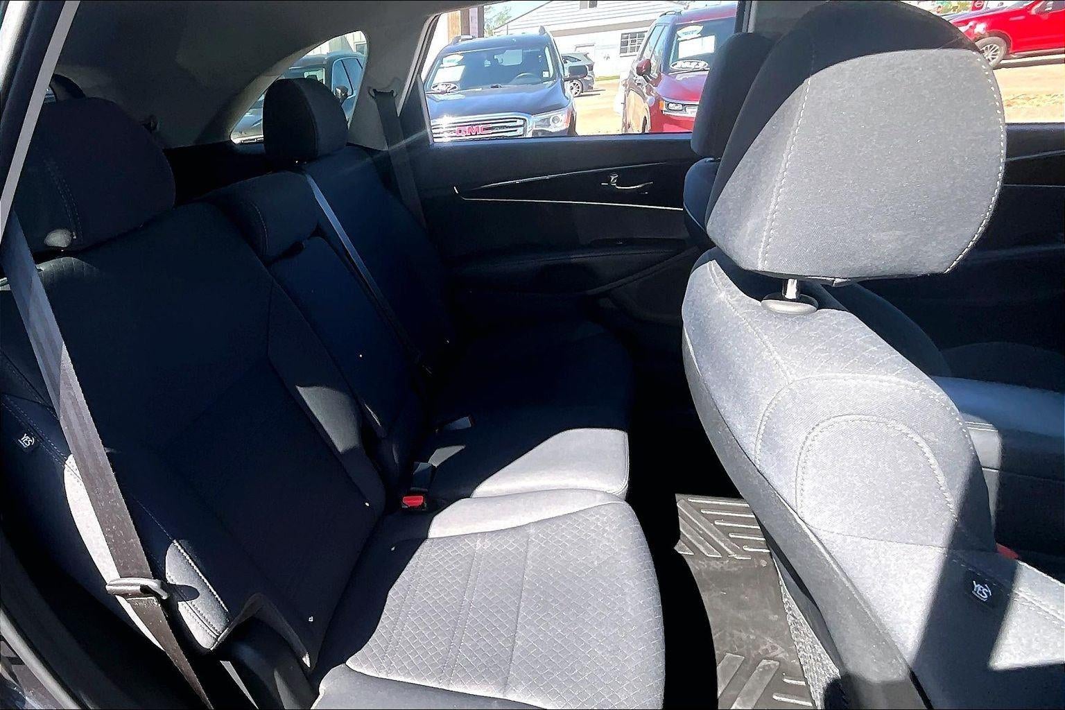 2019 Kia Sorento LX V6