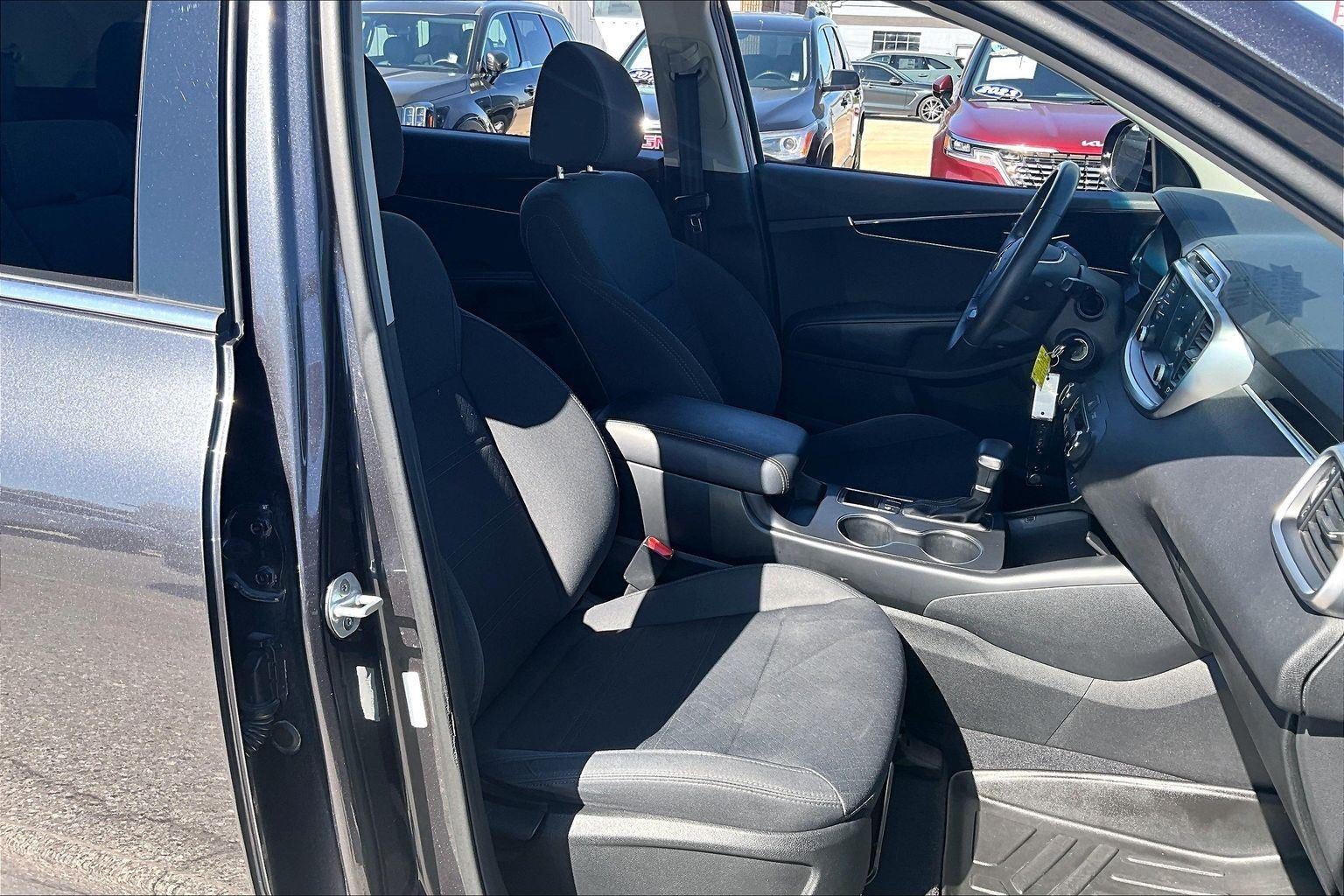 2019 Kia Sorento LX V6