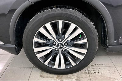 2020 Mitsubishi Outlander SE