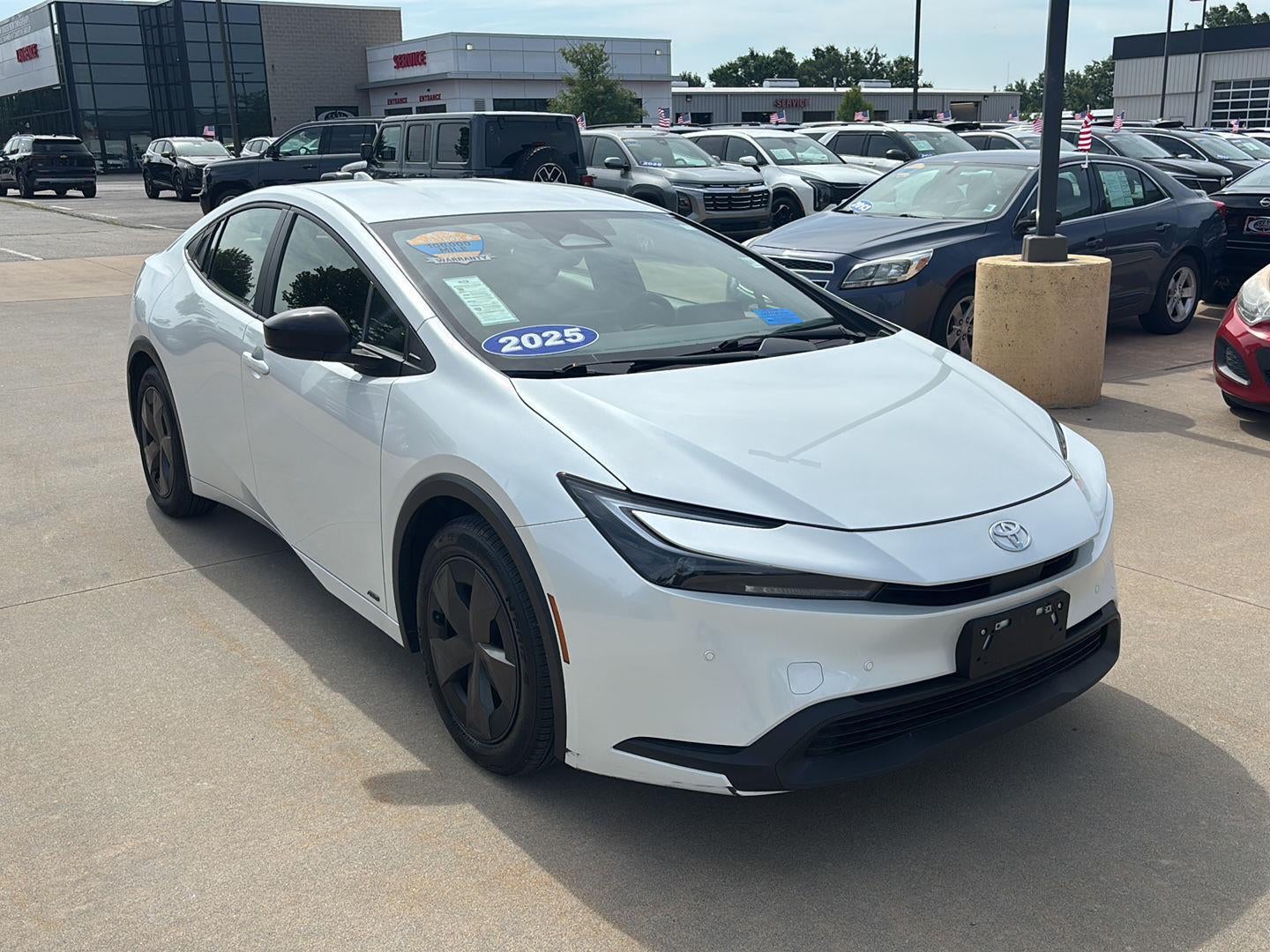 2025 Toyota Prius LE