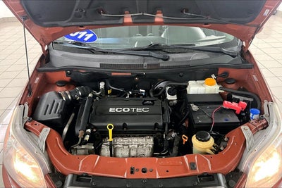 2011 Chevrolet Aveo LT w/1LT