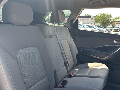 2017 Hyundai Santa Fe SE