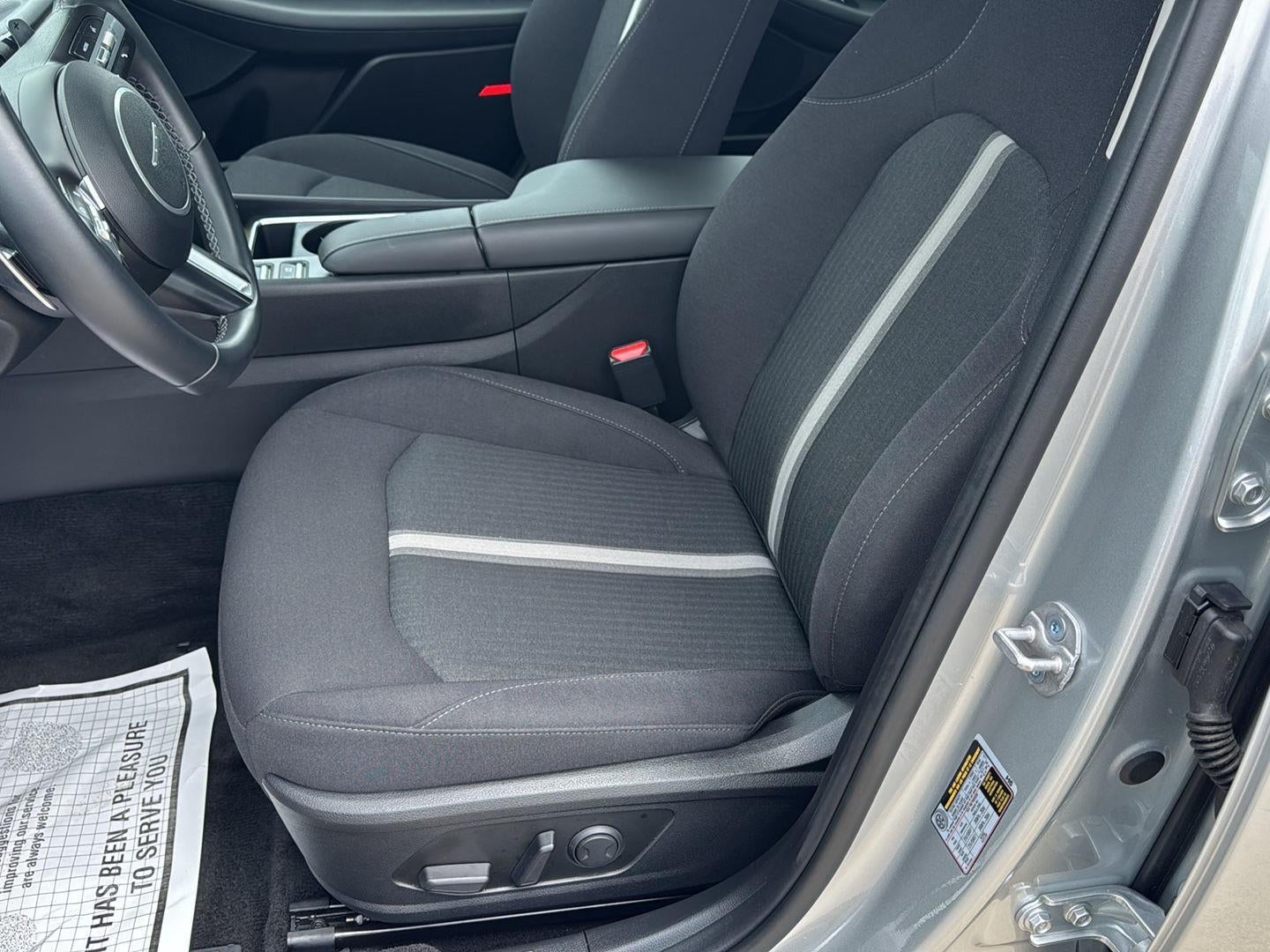 2025 Hyundai SONATA HYBRID SEL