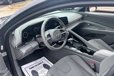 2025 Hyundai Elantra SEL Convenience