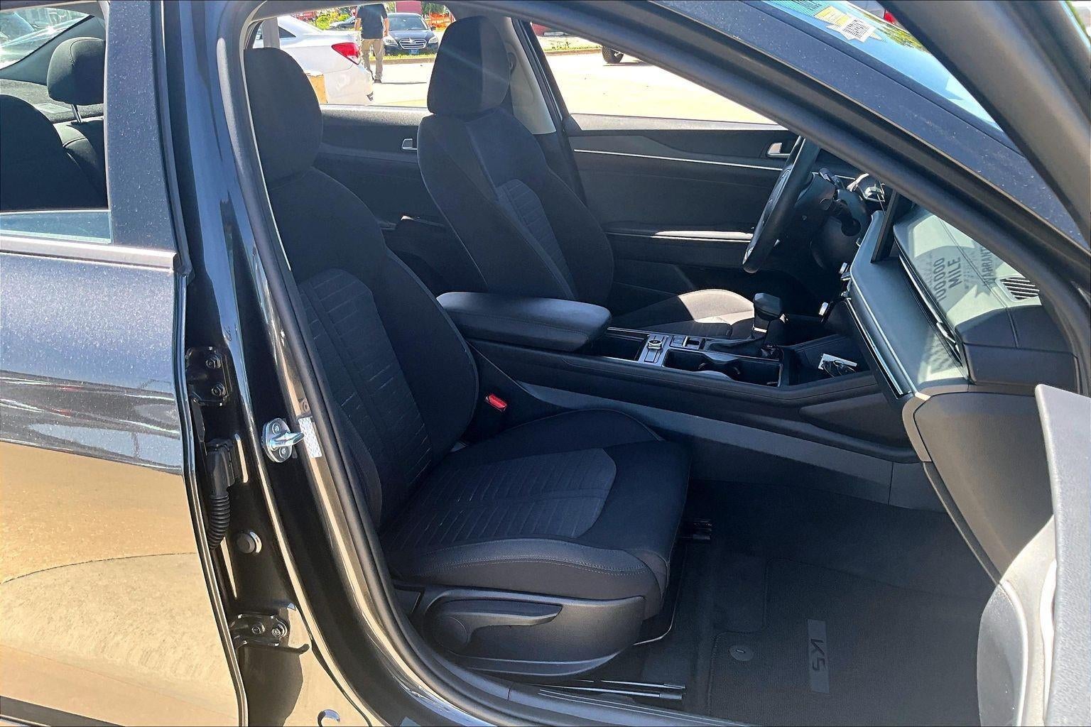 2025 Kia K5 LXS