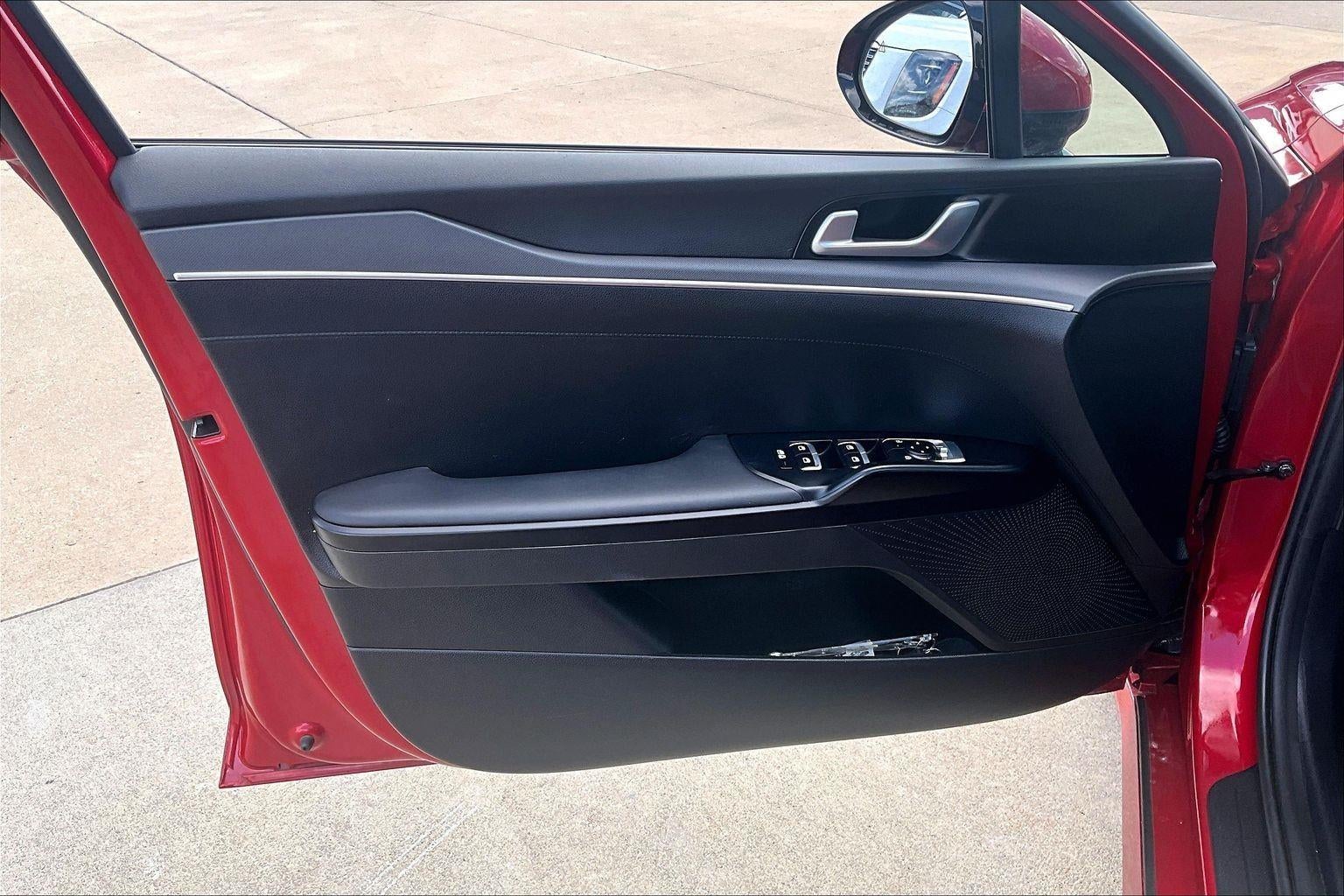2025 Kia K5 LXS