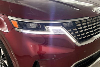 2023 Kia Carnival SX